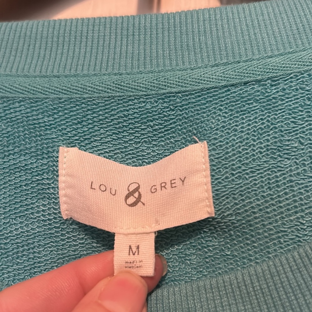 Lou & Grey Green Oversized “Weekend” Sweatshirt Size Medium - Picture 4 of 6
